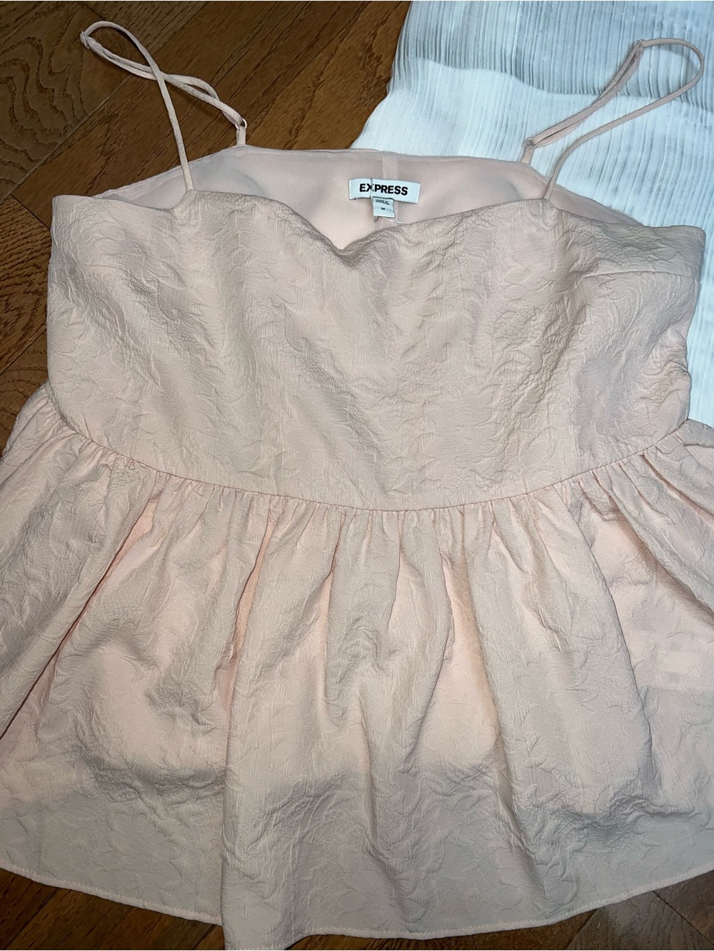 Express Camisole/Tank Bundle of 7 Medium Tops Solid and Print - Picture 6 of 9
